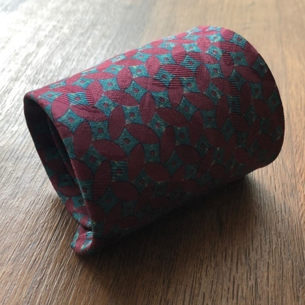 Burberry Classic Red & Green Silk Tie